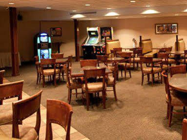 Days Inn Moorhead Restaurant photo