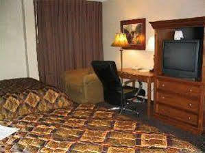 Days Inn Moorhead Exterior photo